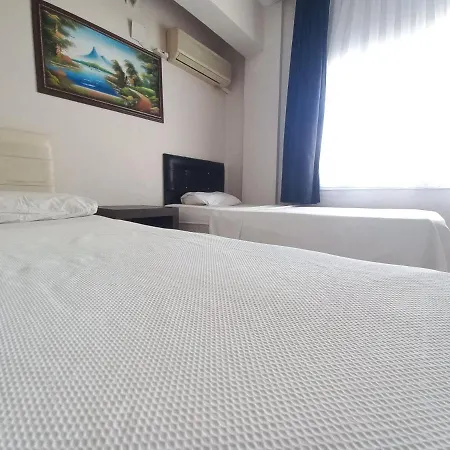 Blue Hotel