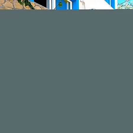 فندق Blue